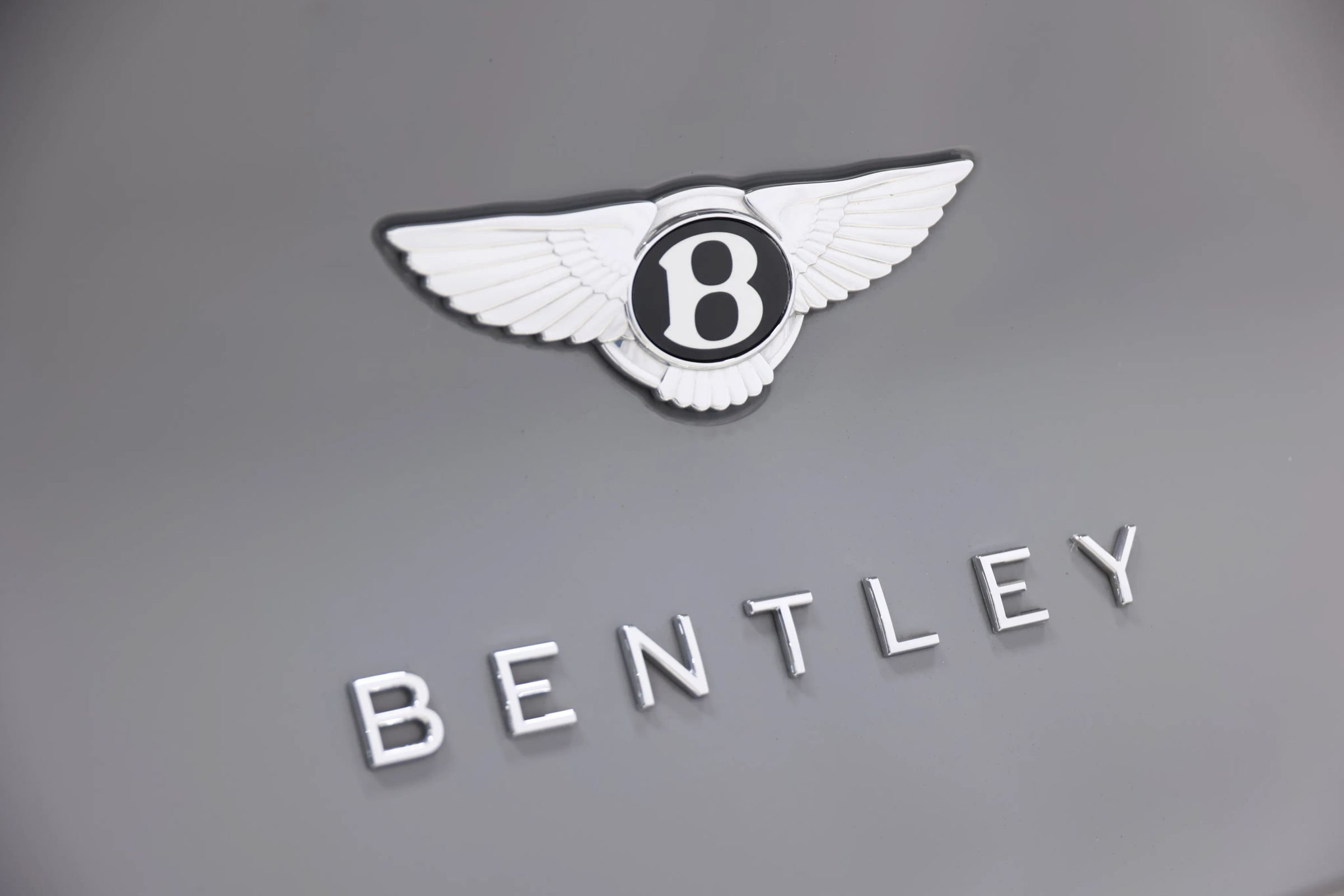 Used 2023 Bentley Bentayga AWD/4WD image 78