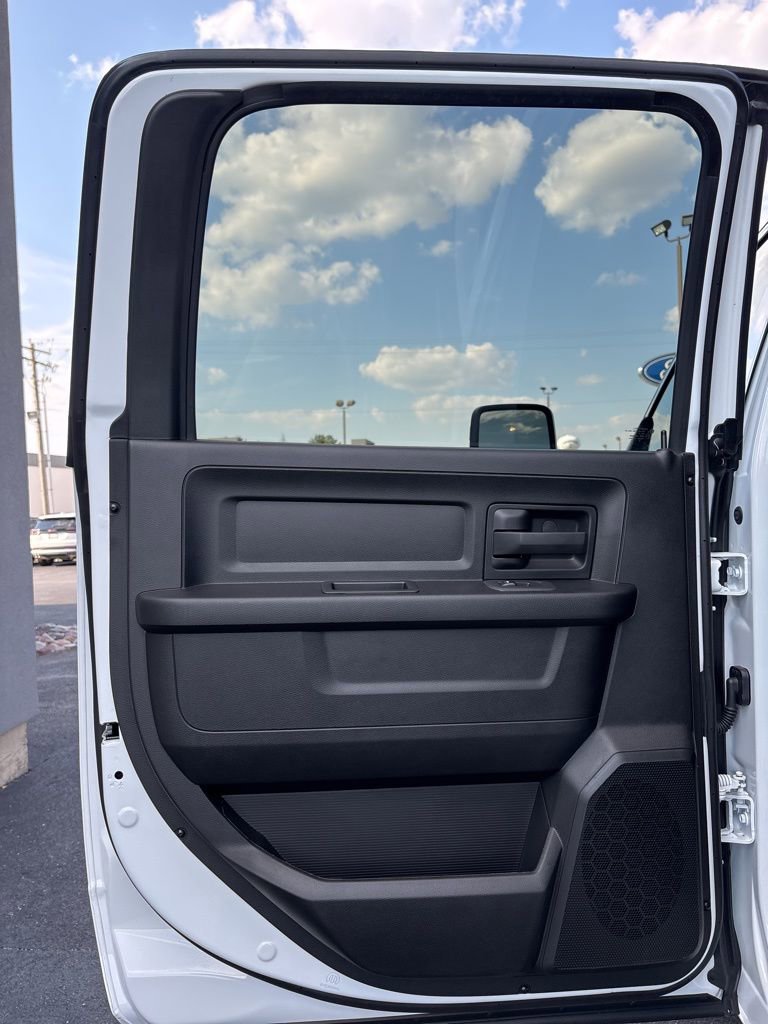 New 2026 RAM 3500 Tradesman w/ Chrome Appearance Group image 23