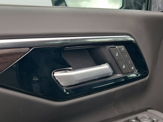 New 2026 Chevrolet Tahoe LT RWD image 16