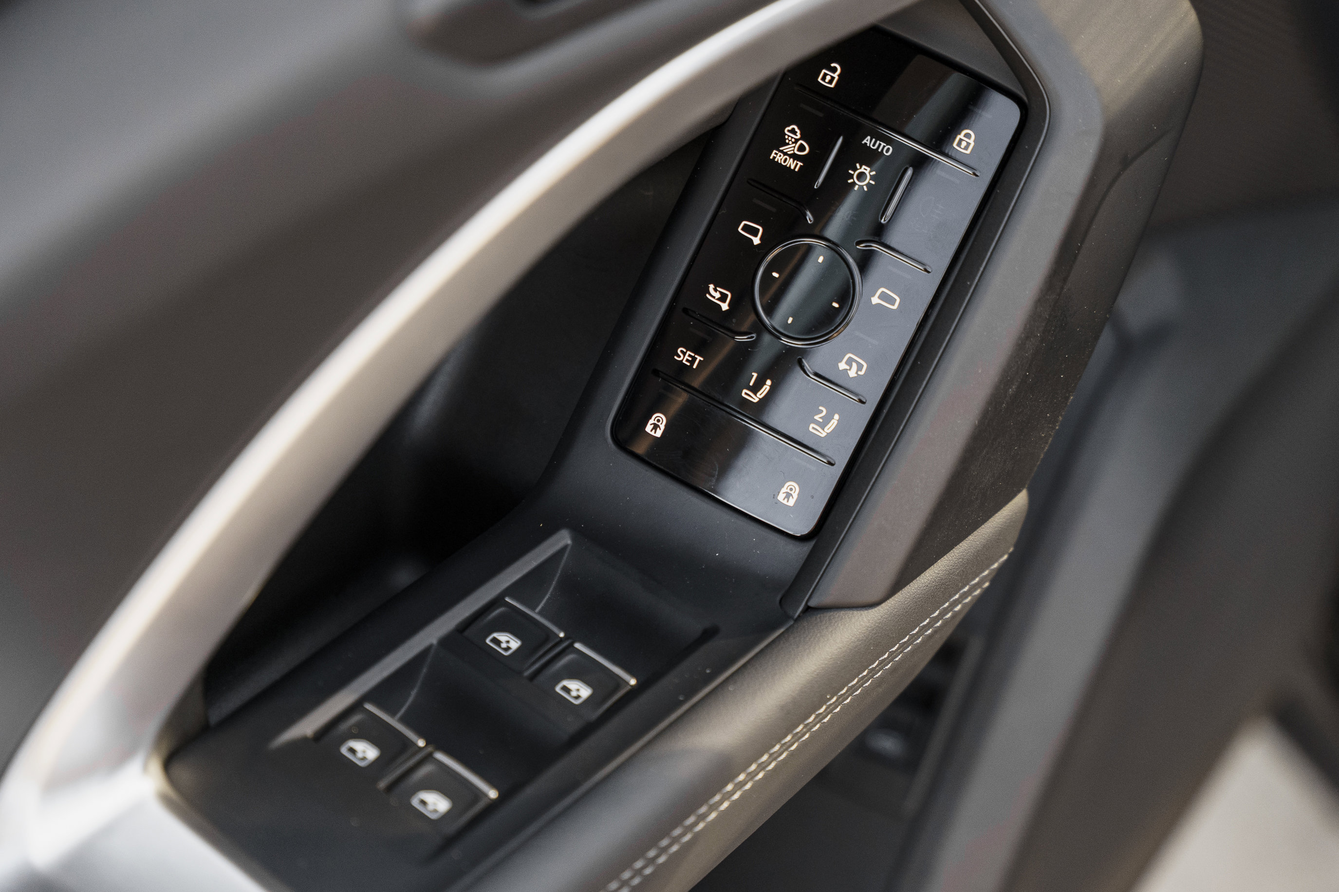 Certified 2025 Audi Q5 Premium Plus w/ Premium Plus AWD/4WD image 24