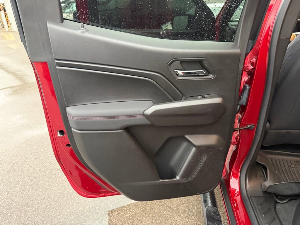 Used 2024 Chevrolet Colorado Z71 w/ Z71 Convenience Package 2 image 11