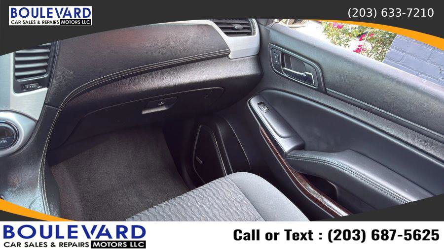 Used 2016 GMC Yukon SLE w/ HD Trailering Package image 14