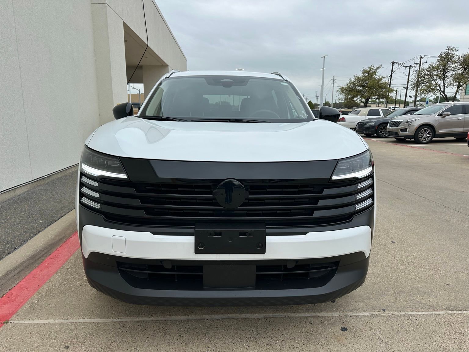 Used 2026 Nissan Kicks SV image 2