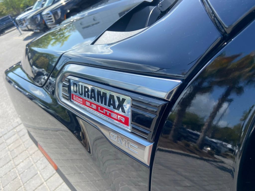 Used 2023 GMC Sierra 2500 AT4 image 14