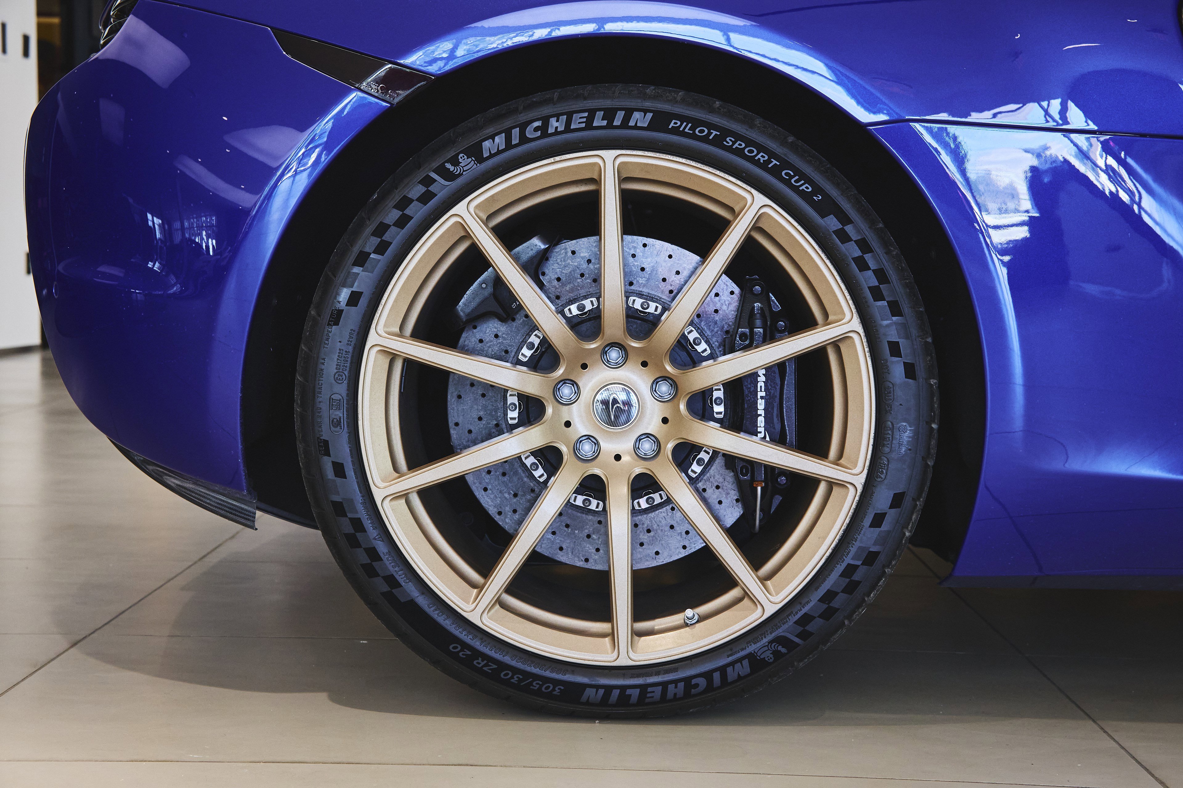 Used 2016 McLaren 650S Spider image 42