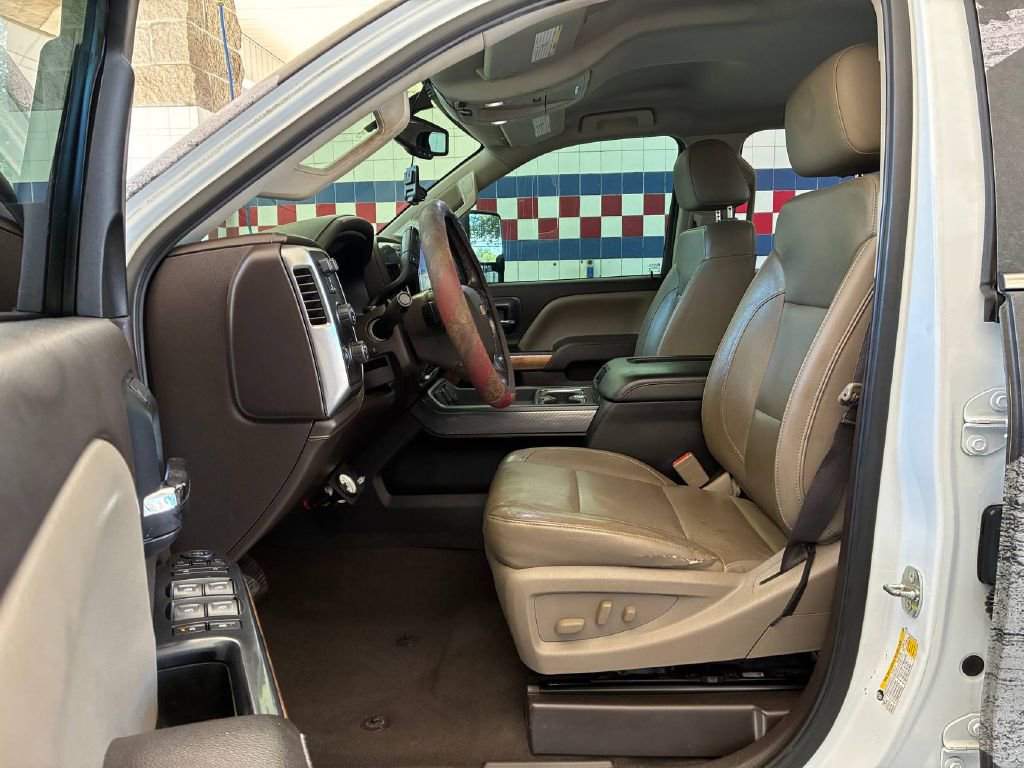 Used 2019 Chevrolet Silverado 2500 LTZ w/ Duramax Plus Package AWD/4WD image 10