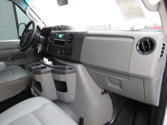 Used 2023 Ford E-450 and Econoline 450 Super Duty w/ Power Windows & Locks Group image 15
