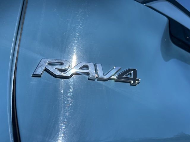 Used 2023 Toyota RAV4 SE w/ Convenience Package AWD/4WD image 42
