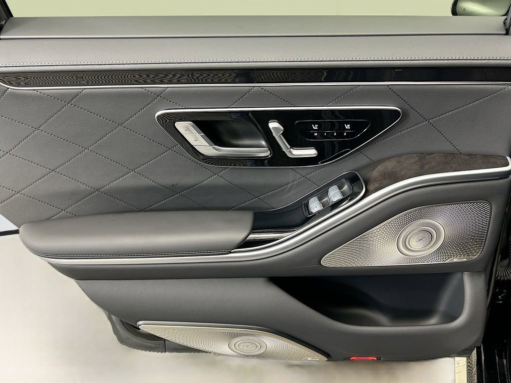 Certified 2024 Mercedes-Benz S 580 4MATIC Sedan image 25