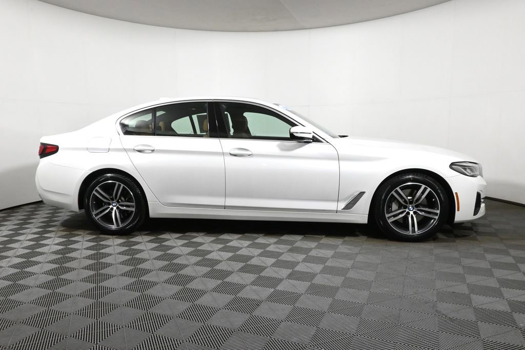 Certified 2022 BMW 530i xDrive w/ Convenience Package image 8