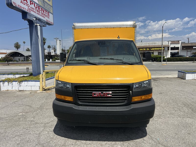 Used 2021 GMC Savana 3500 w/ Power Convenience Package RWD image 5