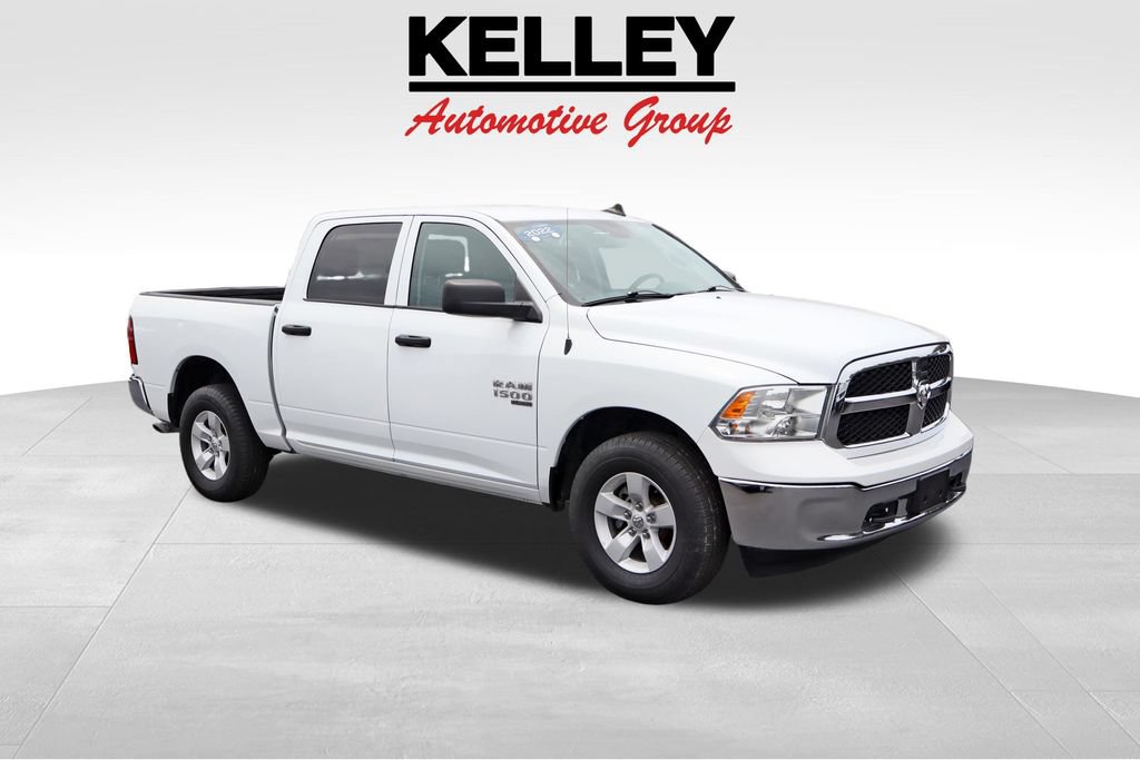 Used 2022 RAM 1500 Classic SLT w/ Electronics Group AWD/4WD image 1