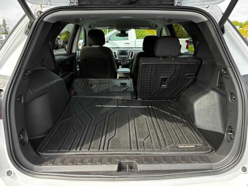 Used 2023 Chevrolet Equinox LT AWD/4WD image 32