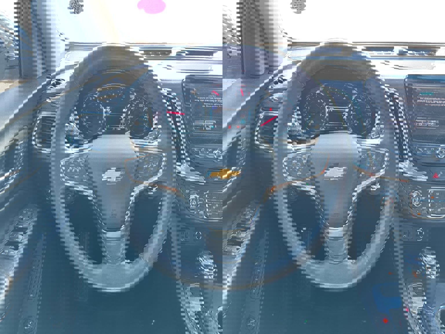 Used 2018 Chevrolet Equinox Premier image 13