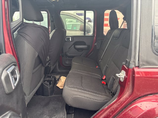 Used 2021 Jeep Wrangler Unlimited Sport AWD/4WD image 9