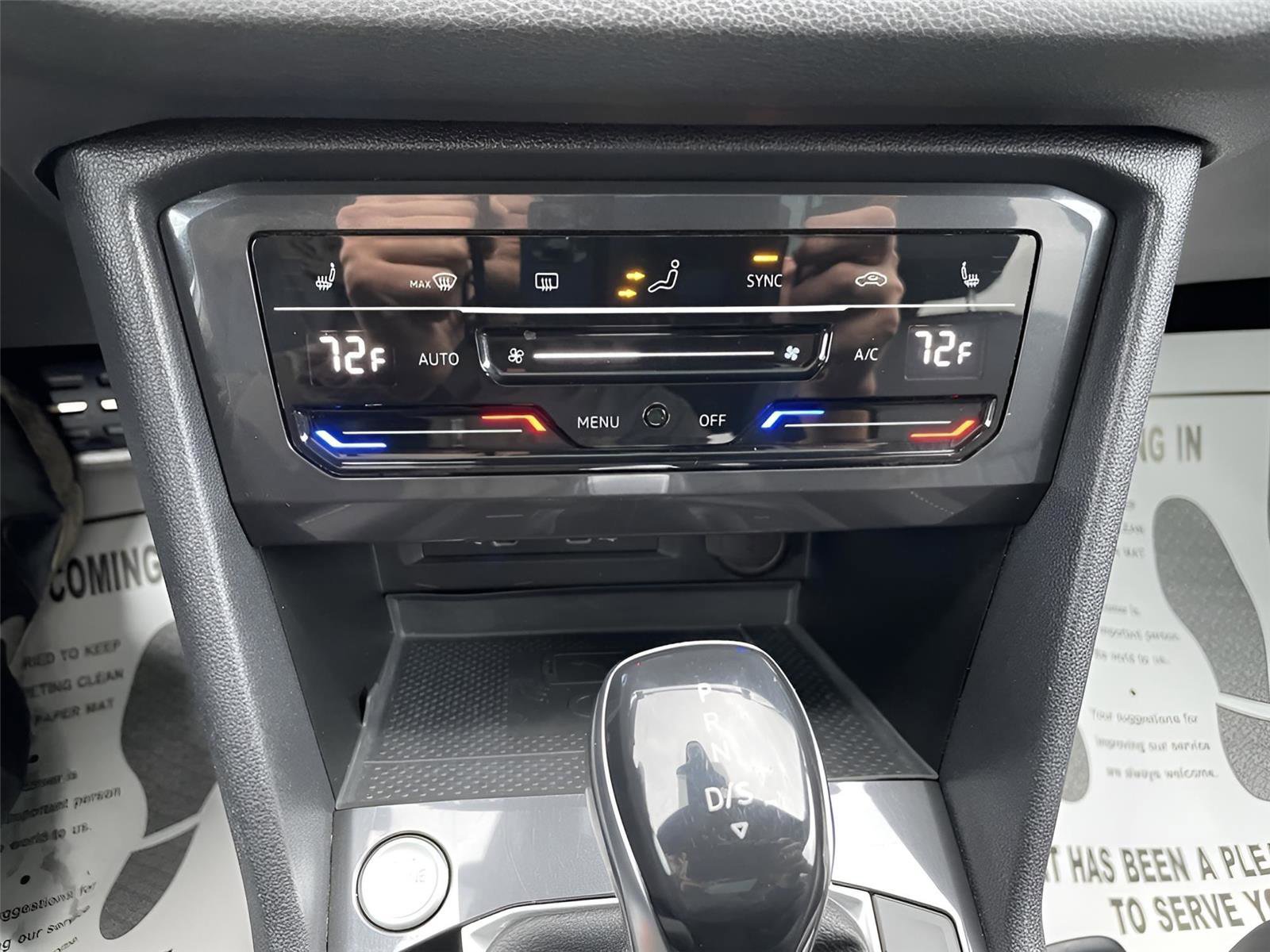 Used 2022 Volkswagen Tiguan SE R-Line image 30