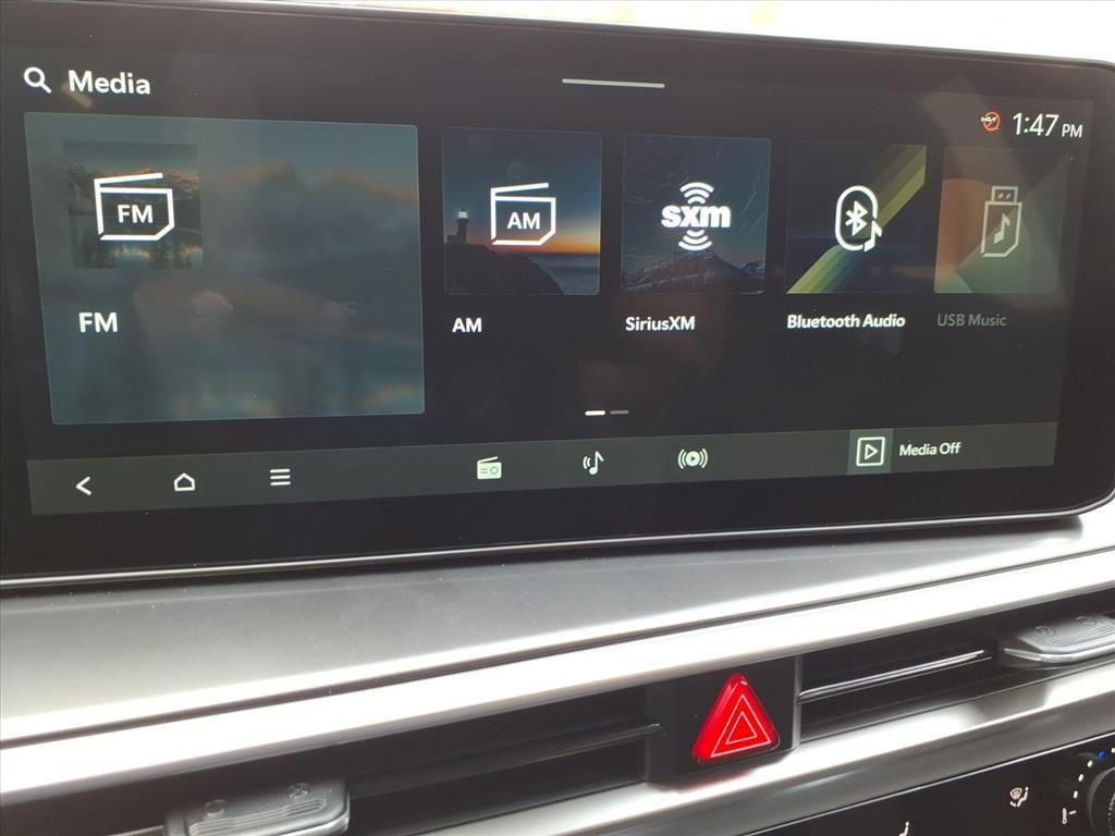 New 2026 Kia Sorento LX FWD image 19