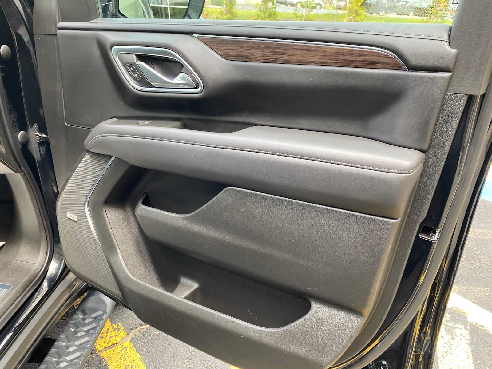 Used 2022 Chevrolet Tahoe Z71 w/ Off-Road Capability Package AWD/4WD image 43