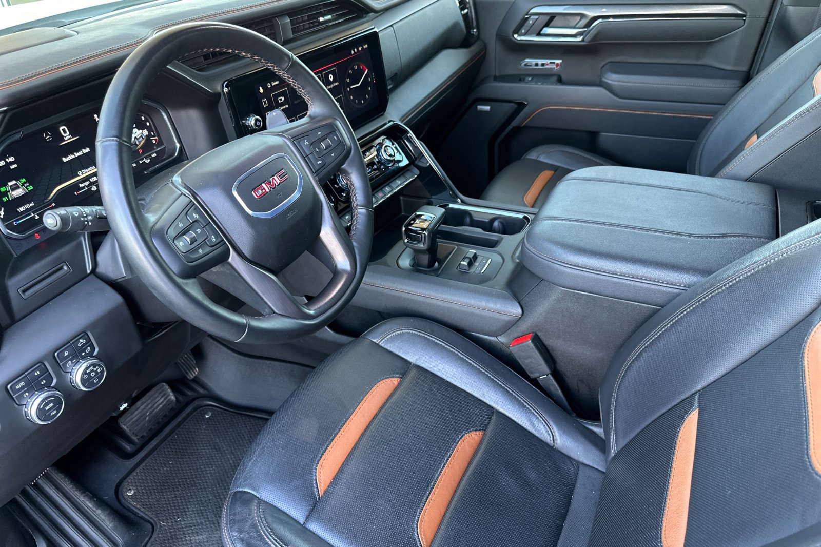 Certified 2025 GMC Sierra 1500 AT4 AWD/4WD image 10