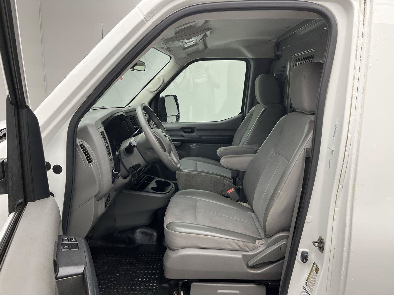 Used 2017 Nissan NV 2500 S w/ Power Basic Package RWD image 8