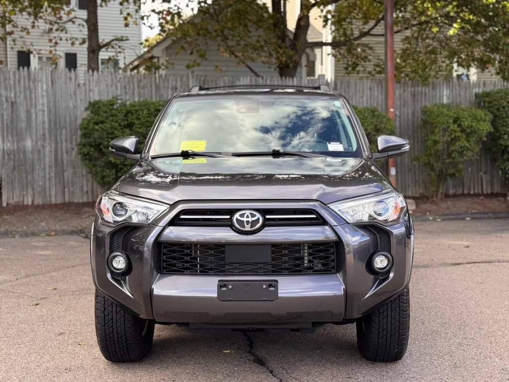 Used 2023 Toyota 4Runner SR5 Premium w/ Moonroof Package AWD/4WD image 9
