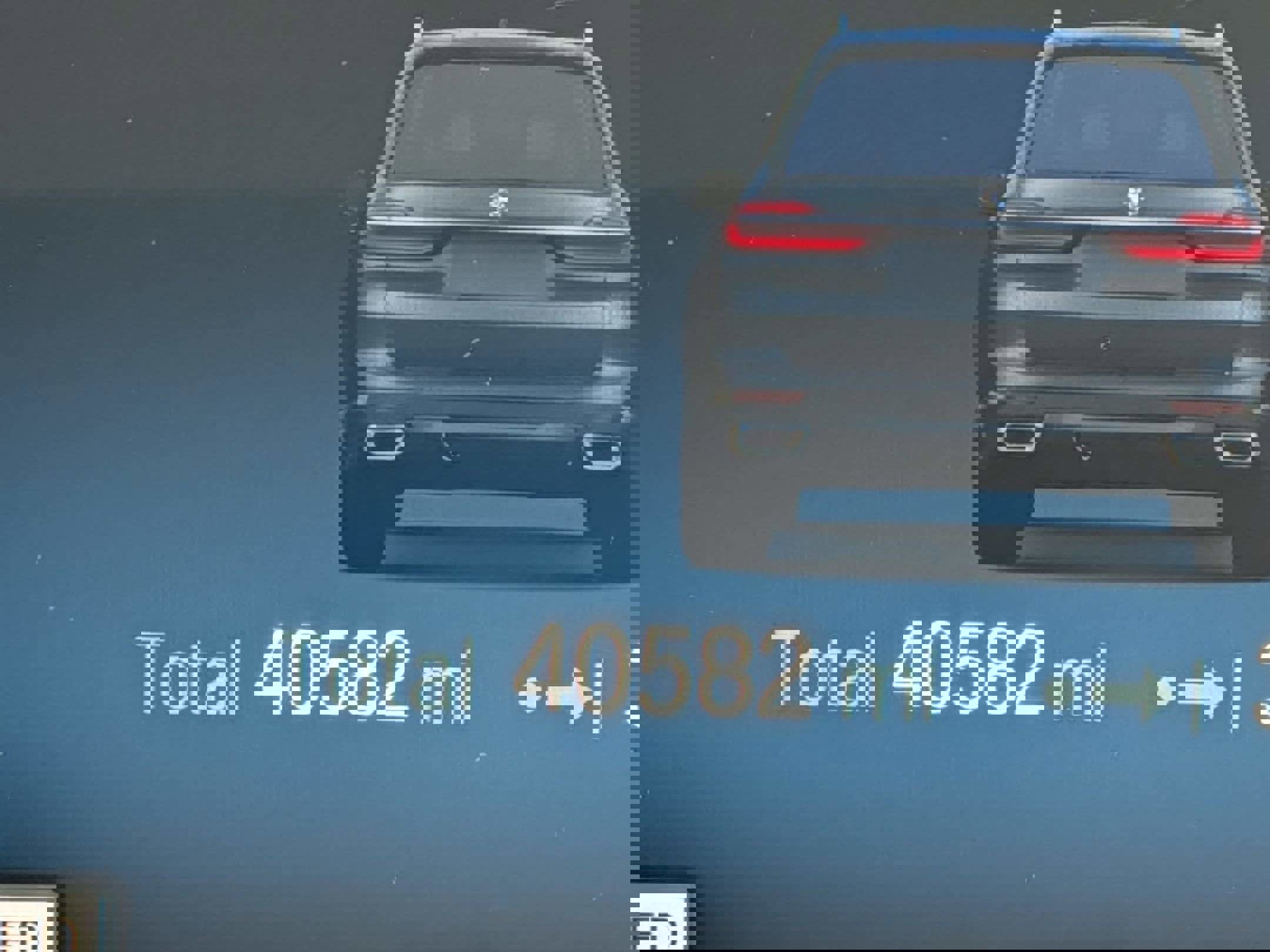 Used 2023 BMW X7 xDrive40i w/ Executive Package image 23