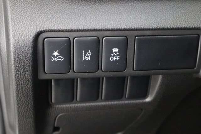 Used 2024 Mitsubishi Eclipse Cross LE AWD/4WD image 21