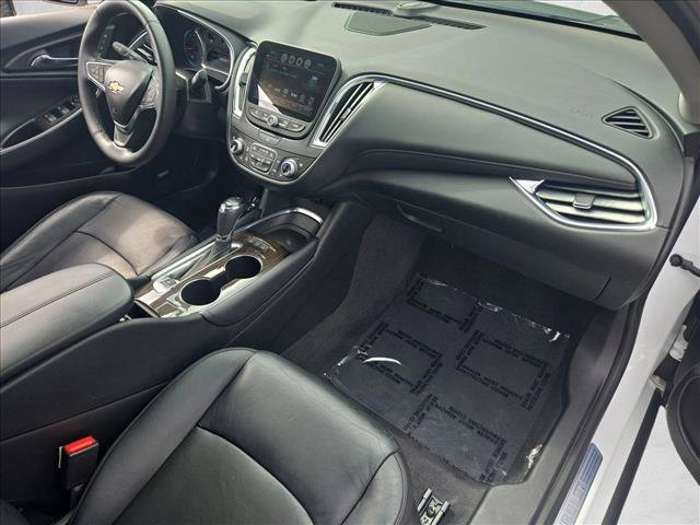 Certified 2017 Chevrolet Malibu Premier w/ Premier Sun and Wheel Package FWD image 22