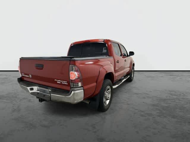 Used 2014 Toyota Tacoma PreRunner w/ SR5 Package RWD image 3