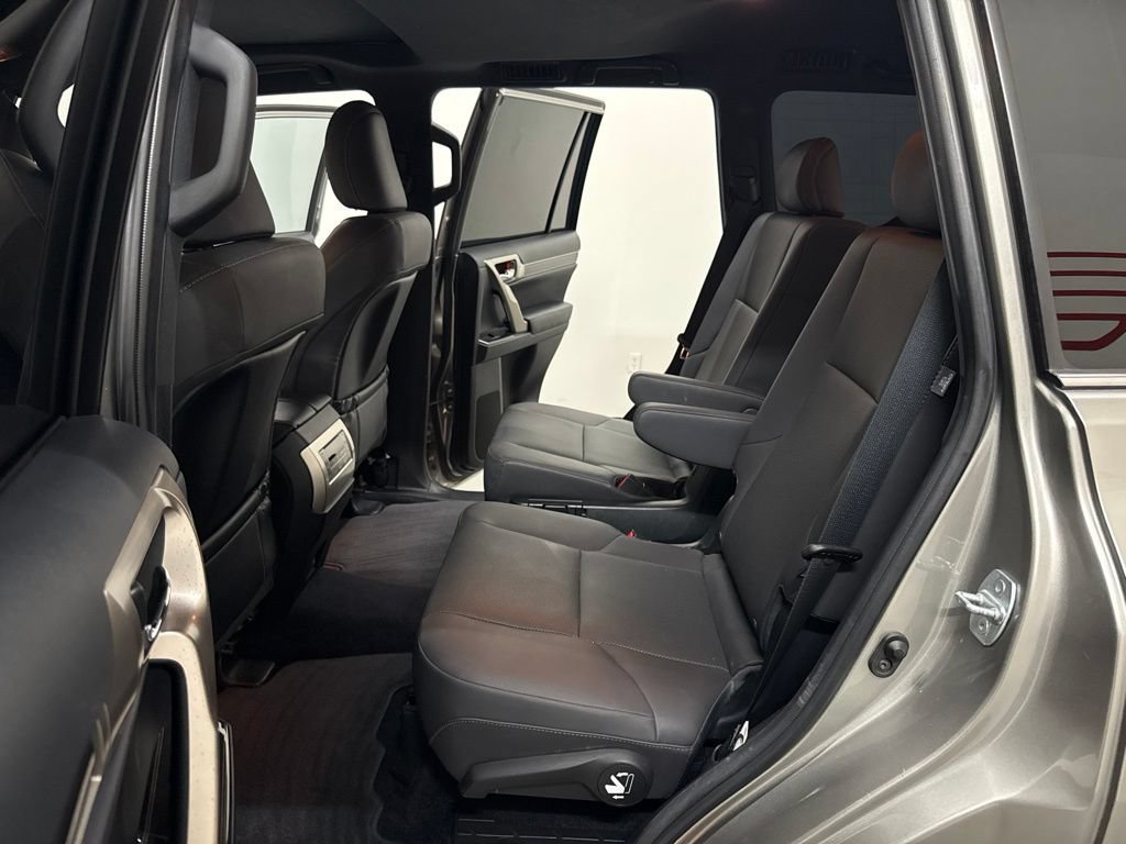 Used 2021 Lexus GX 460 Premium AWD/4WD image 30
