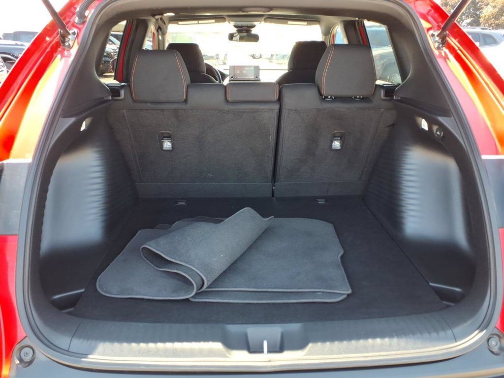 Used 2025 Honda HR-V Sport image 7