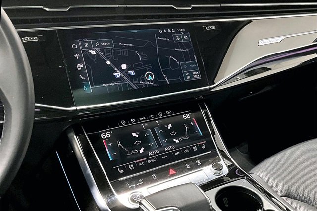 Used 2022 Audi Q7 3.0T Prestige image 6