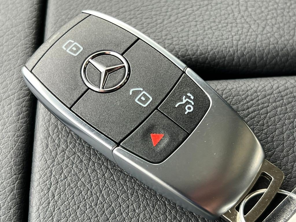 New 2026 Mercedes-Benz GLE 350 4MATIC image 32