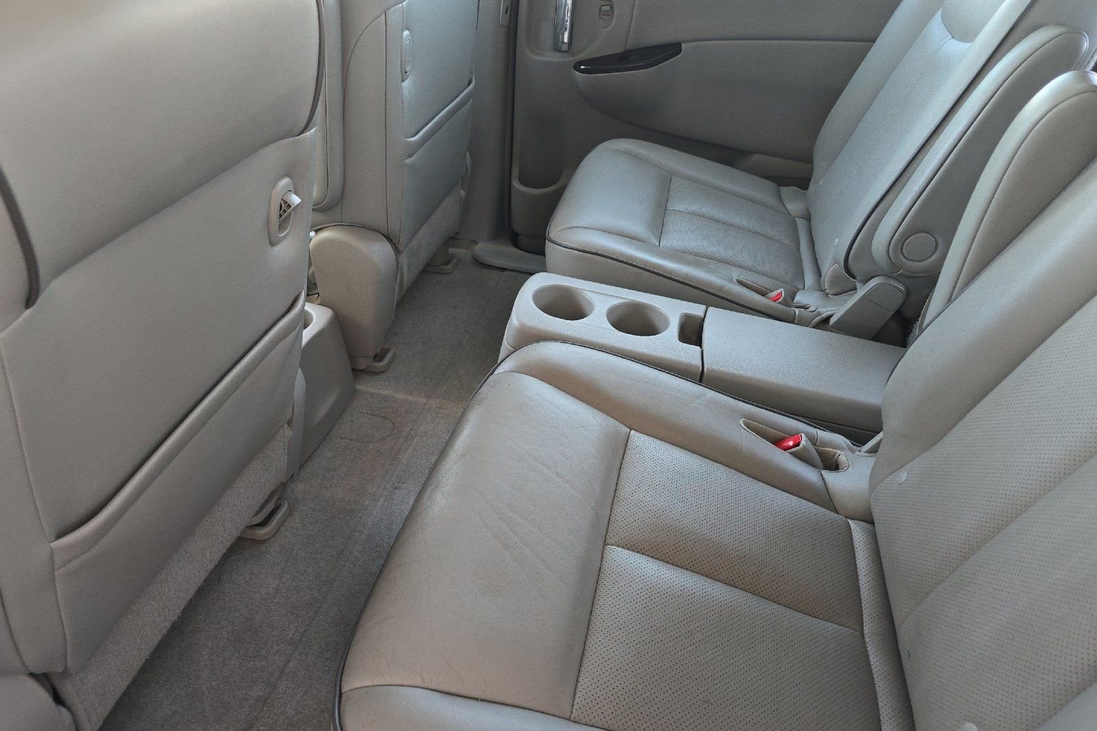 Used 2012 Nissan Quest SL FWD image 12