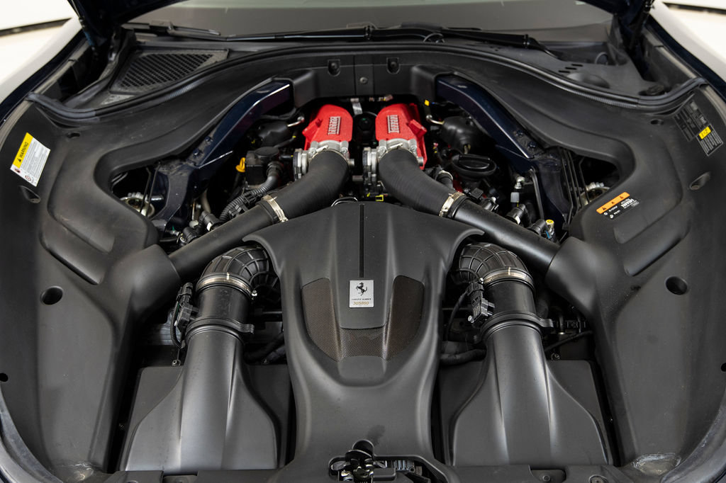 Certified 2024 Ferrari Roma Spider RWD image 38