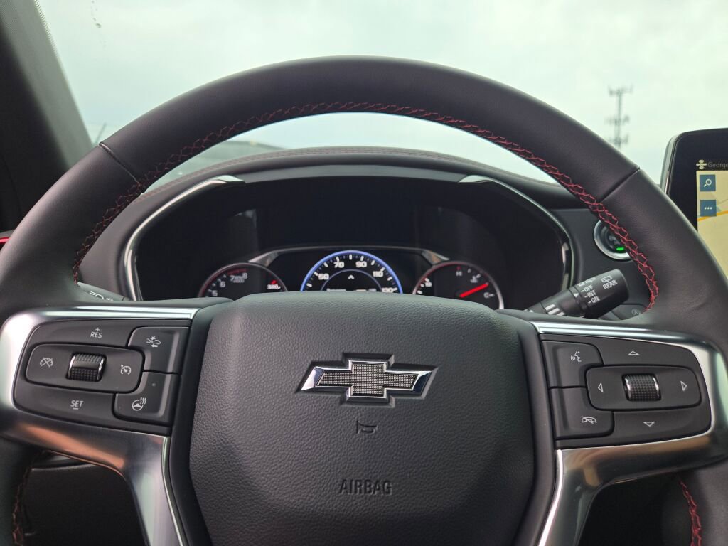 Used 2024 Chevrolet Blazer RS w/ Enhanced Convenience Package FWD image 32