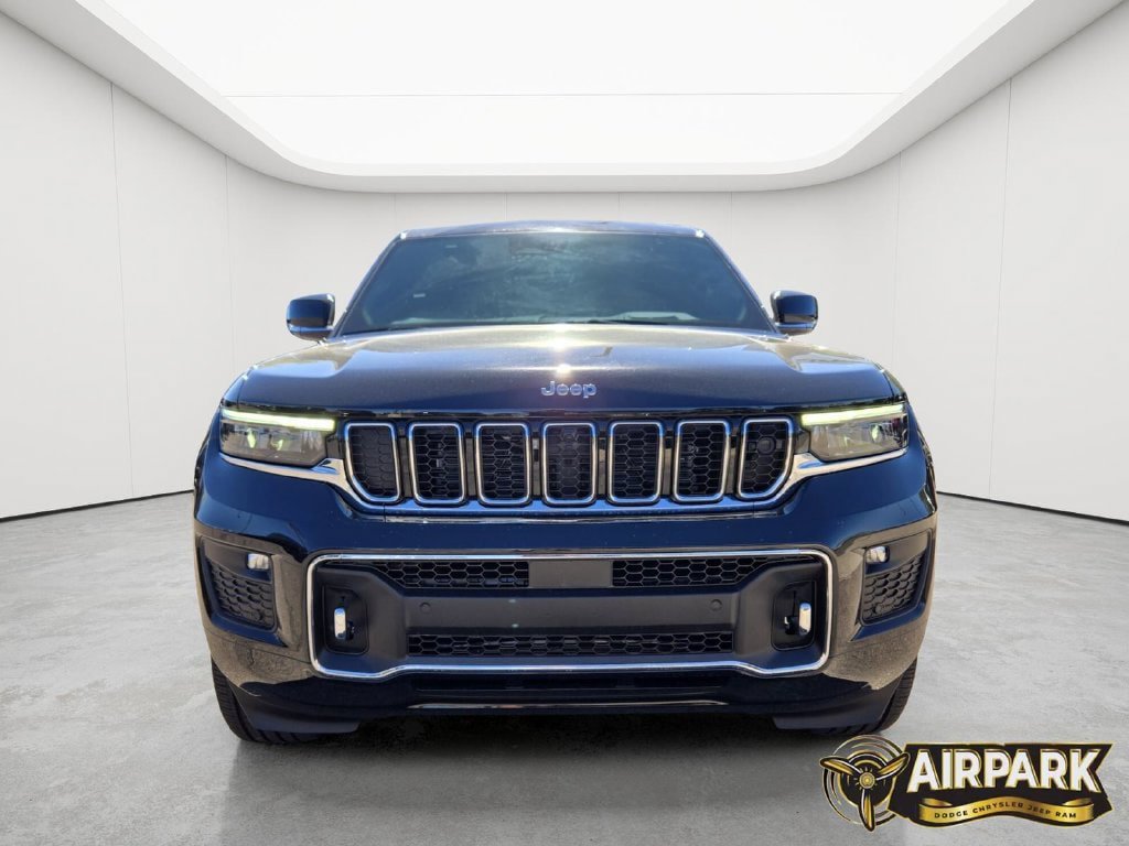 New 2025 Jeep Grand Cherokee Overland w/ Adv Protech Group III AWD/4WD image 9