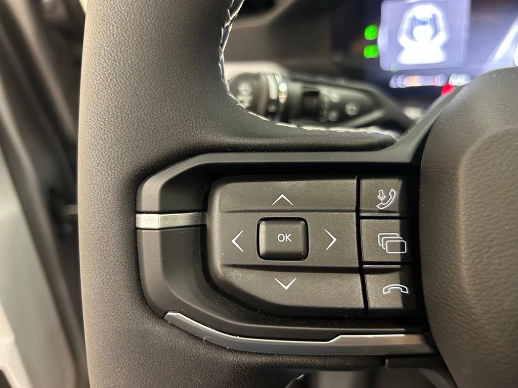 New 2026 Jeep Cherokee Overland w/ Advanced Pro Tech Group AWD/4WD image 21