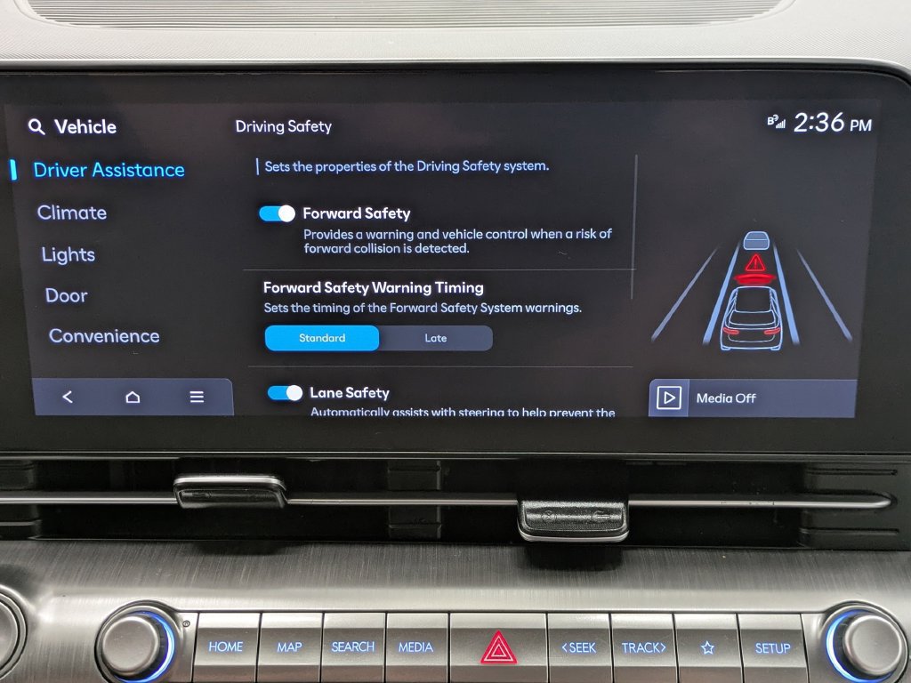 Used 2024 Hyundai Kona SEL AWD/4WD image 8