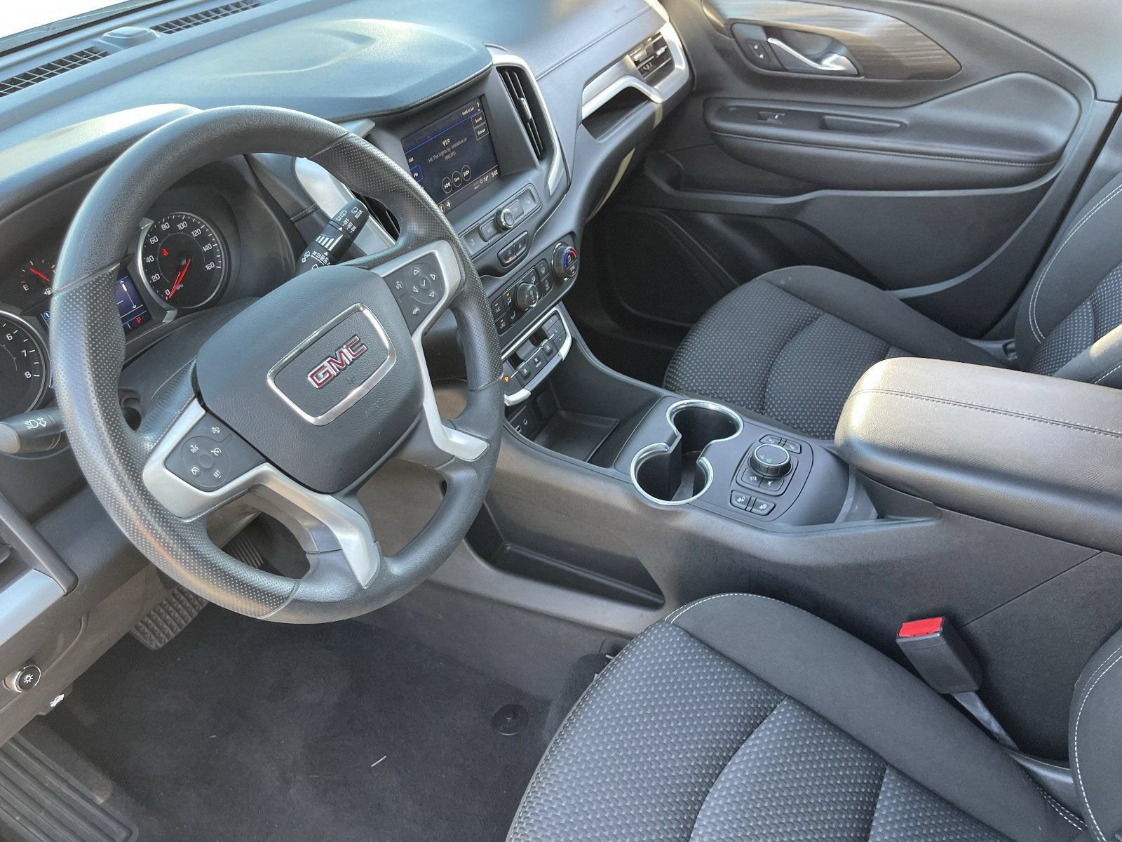 Certified 2022 GMC Terrain SLE w/ Driver Convenience Package FWD image 19
