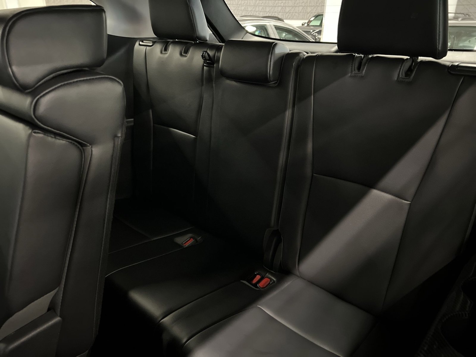 Used 2022 Toyota Highlander XLE image 21