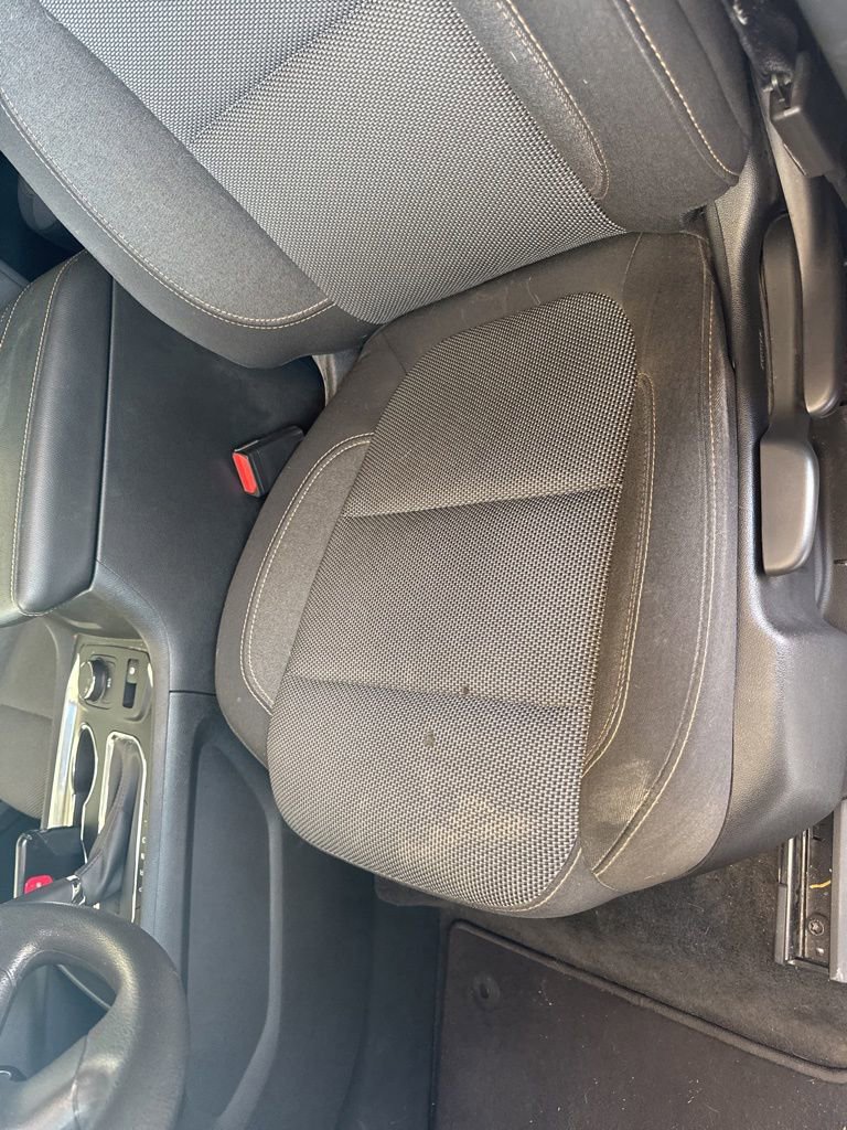 Used 2018 Chevrolet Traverse LS FWD image 12