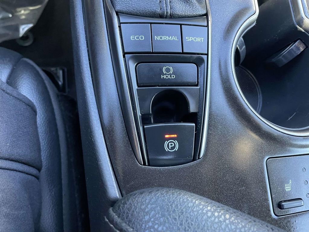 Used 2021 Toyota Camry XSE image 43