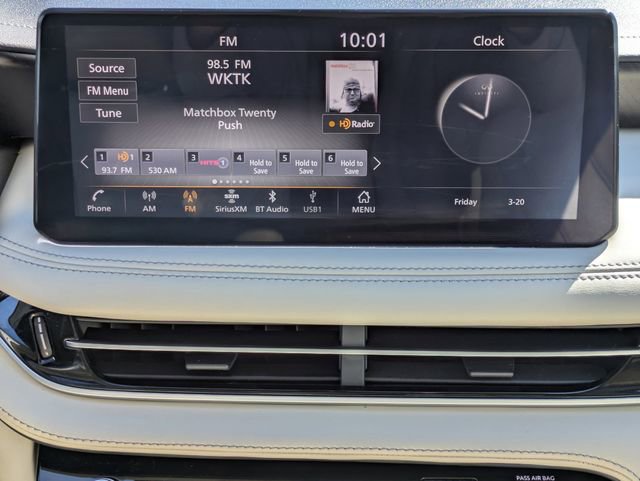 Used 2023 INFINITI QX60 Sensory w/ Vision Package image 18