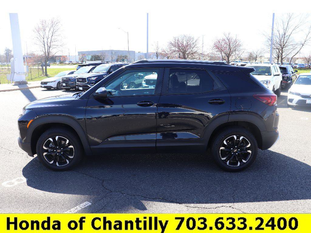 Used 2021 Chevrolet TrailBlazer LT w/ Convenience Package image 4