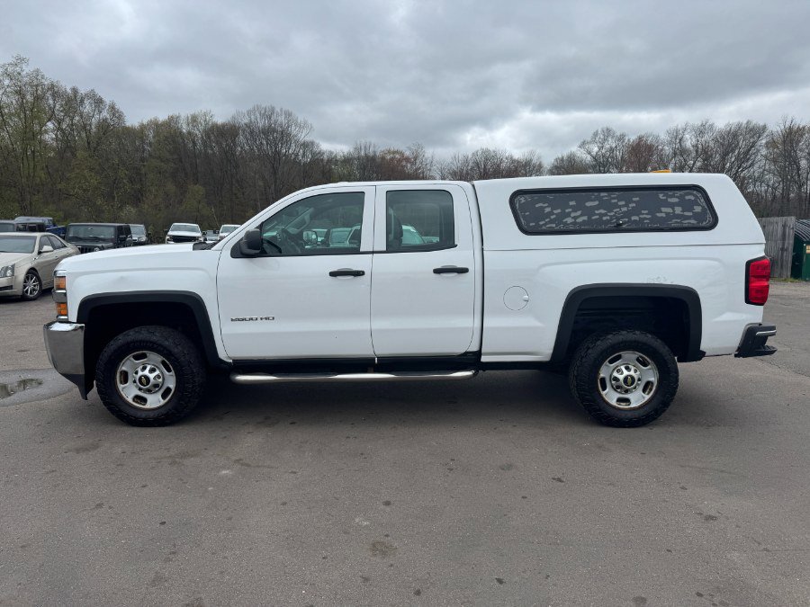 Used 2015 Chevrolet Silverado 2500 W/T AWD/4WD image 2