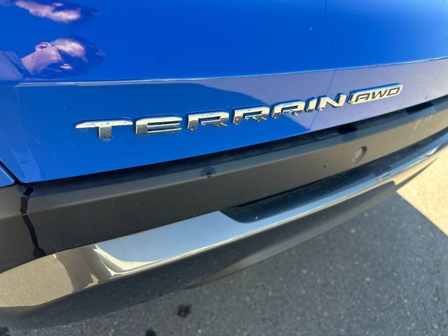 New 2025 GMC Terrain Elevation w/ Elevation Premium Package image 11