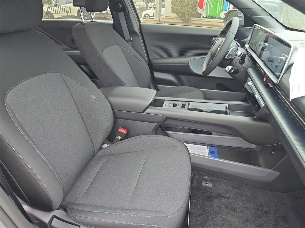 New 2025 Hyundai Ioniq 6 SE image 10