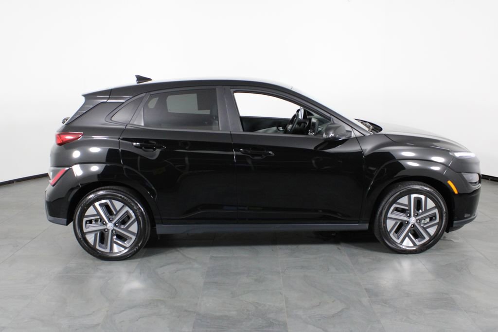 Certified 2023 Hyundai Kona SE image 14