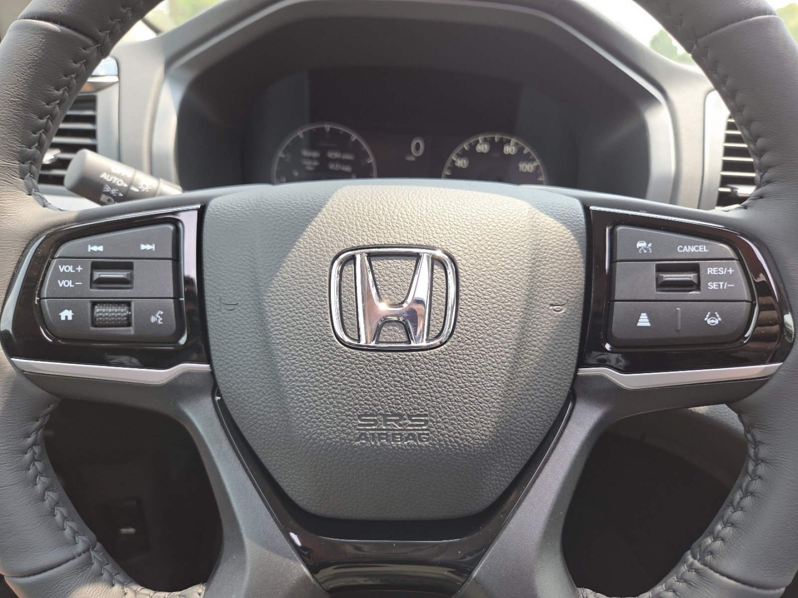 New 2026 Honda Odyssey Touring image 36